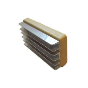 Скребница алюминиевая на деревянной основе Скребница алюминиевая на деревянной основе