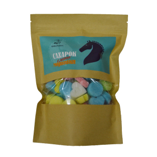 Лакомство "Сахарок" цветной для лошадей, 380г.