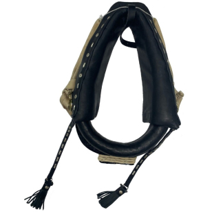 Хомут парадный № 2 с гужами Хомут парадный № 2 с гужами