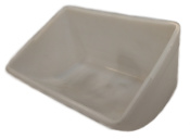 Кормушка для жеребят из прочного пластика Кормушка для жеребят из прочного пластика