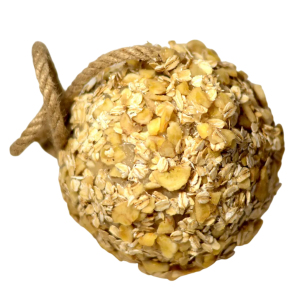 Лакомство для лошади "Шар на веревке" 1100 г. Лакомство для лошади "Шар на веревке" 1100 г.