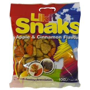 Лакомство "Snaks" для лошадей со вкусом яблоко/корица, 100 гр